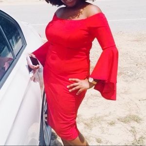 BISOU RED OFF SHOULDER DRESS 💗